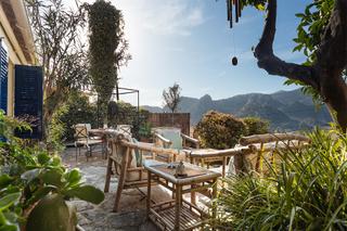 House in Bunyola. Casa con terraza y jardín en bunyola