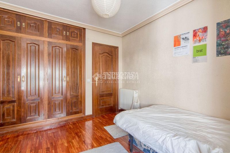 Foto 4102c622-ce7a-4c7b-9ff3-f3fc3c338524. Pis a San Bernardo Salamanca