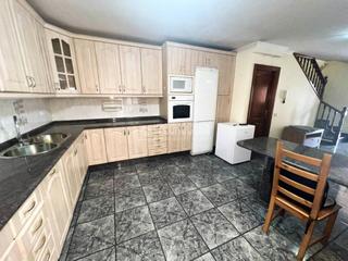 Casa aparellada en Vecindario - El Doctoral - Cruce de Sardina. Casa en venta en santa luca de tirajana