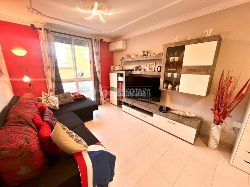 Foto cb10ff62-6dc1-4328-af51-76a81864a2d0. Pis amb calefacció a Vecindario - El Doctoral - Cruce de Sardina Santa Lucía de Tirajana