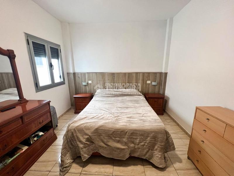 Foto 535e2621-c12a-4e3a-9952-ac42fab6e537. Piso  en venta en Santa Lucía de Tirajana interior Santa Lucía de Tirajana