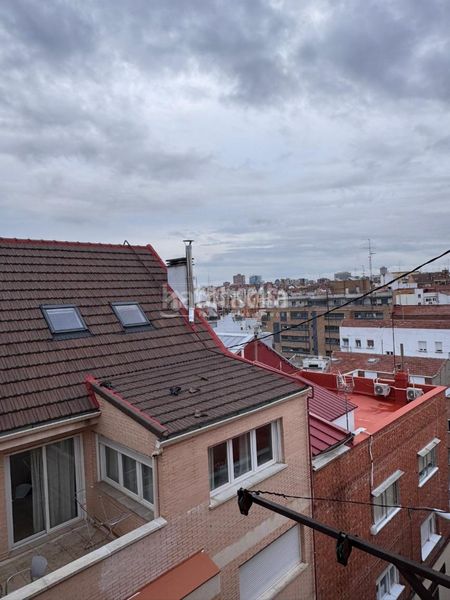 Foto e9e47a8f-7c43-435e-91df-b062b31a7e06. Pis a Valdezarza Madrid