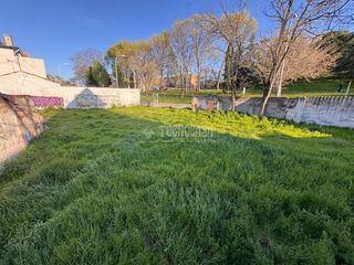 Wohngrundstück in Valdezarza. Terrenos en venta en madrid