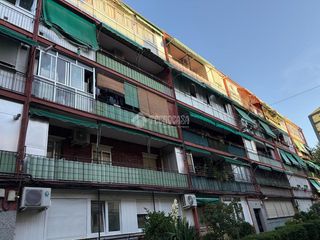 Pis a Valdezarza. Piso en venta en madrid