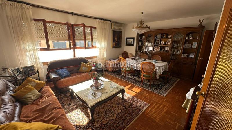 Foto b50a93cf-69d9-4b0d-a858-2a7572144833. Appartamento con riscaldamento parcheggio in Prosperidad Madrid