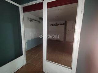 Location Local commercial  C. de luis cabrera. Local comercial en alquiler en madrid