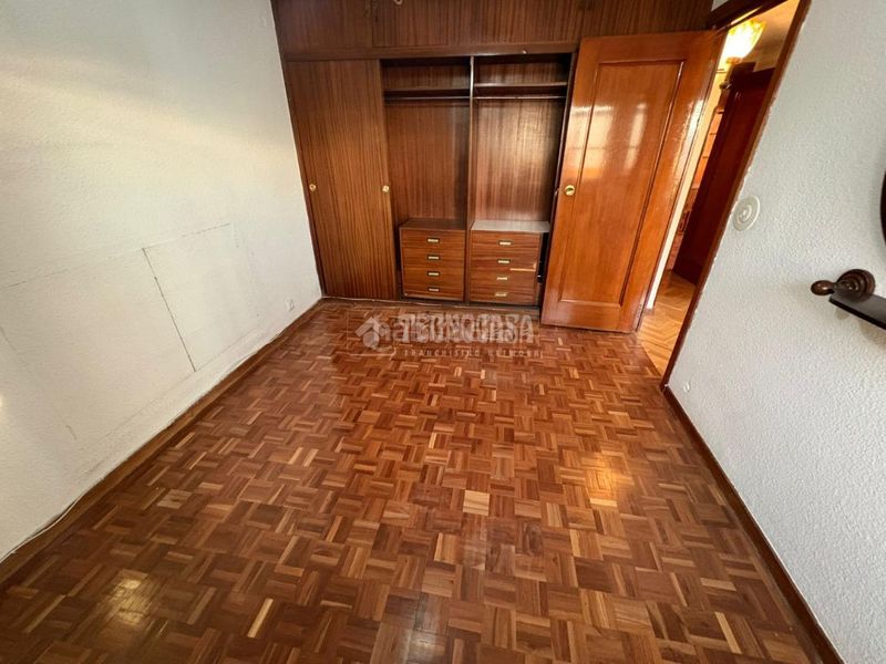 Foto 35eb9dfd-3185-4ec0-acaf-f5861d5d90a3. Piso  en venta en Casa de Campo Madrid