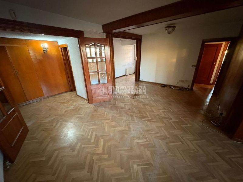 Foto a8ff91ca-f355-4c9f-8e8d-afb68c462d22. Piso  en venta en Casa de Campo Madrid