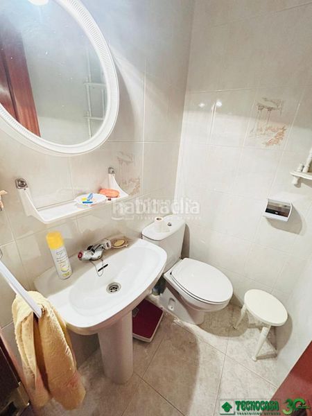 Foto 01b0621c-0b16-4d95-b9d5-4f6c23bf1ff5. Casa aparellada amb calefacció a Arenal (El)