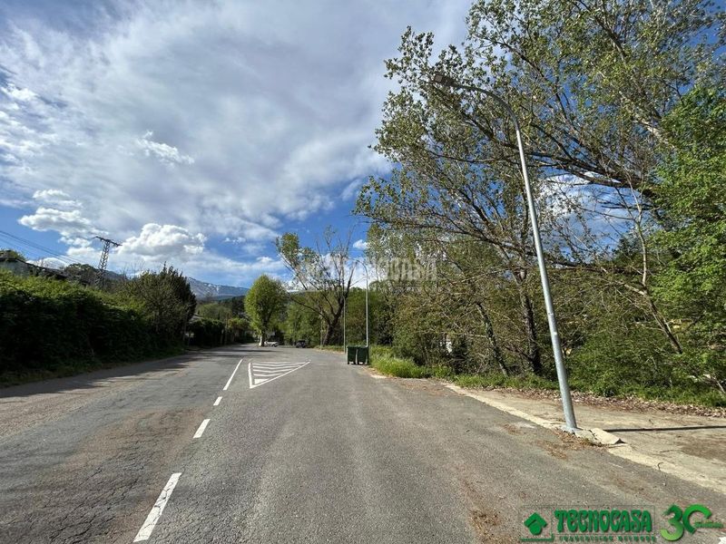 Foto b03c3e0a-20c9-40ad-8500-fda7610baae8. Finca rústica a Arenas de San Pedro