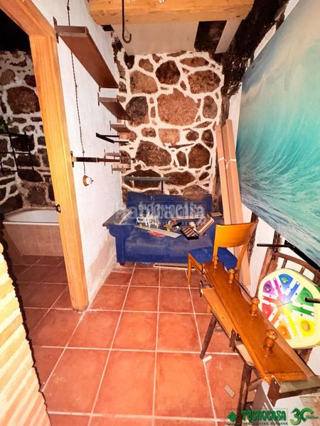 Foto 4186b65a-a563-445a-bb03-0a6a0aa8e696. Casa aparellada amb calefacció a Guisando