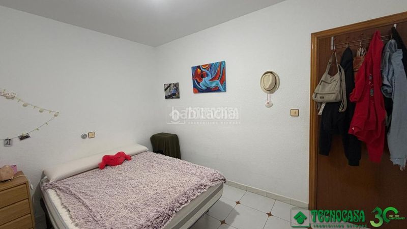 Foto 2c983ad7-428f-4945-9552-461a00b64bd7. Casa aparellada a Candeleda