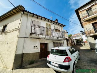 Maison jumelée à Arenas de San Pedro. Casa en venta en la parra