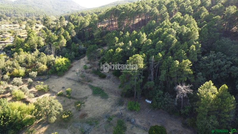 Foto d9714ecc-fe67-4202-96a4-d57a473ce053. Finca rústica a Santa Cruz del Valle