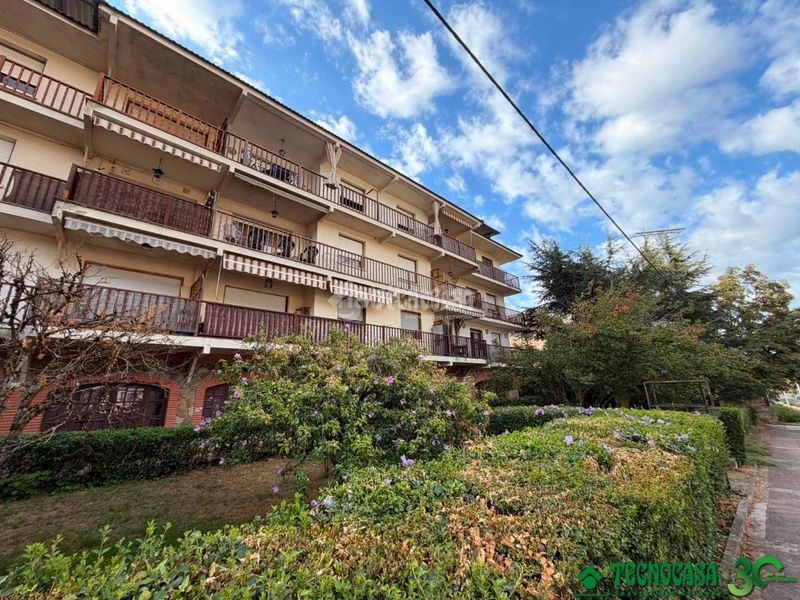Foto 51cc5133-f715-4489-9460-4c98619eade4. Local comercial a Arenas de San Pedro