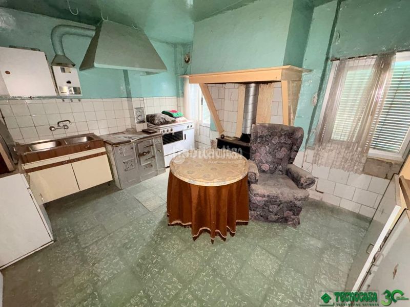 Foto c5fbe642-b232-4cd4-8390-78e55b5bb7db. Casa aparellada a Arenal (El)