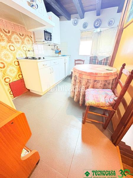 Foto b3f6d0de-b09d-4621-8c8e-faad0778d414. Casa pareada casa en venta en Candeleda