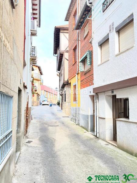 Foto d3098b54-96e9-4f40-a00c-e3e85684e052. Casa pareada casa en venta en Candeleda