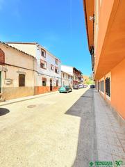 Maison jumelée à Candeleda. Casa en venta en candeleda