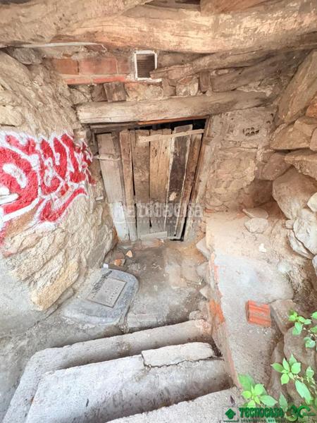 Foto 040eb71b-ffda-4e91-bbde-5fae726e6c70. Casa aparellada a Arenal (El)