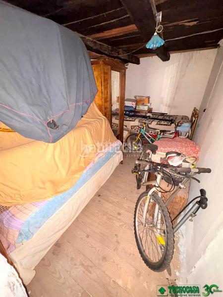 Foto 4c12ae6f-562b-47fe-861c-3ae8125391ed. Casa aparellada a Arenal (El)