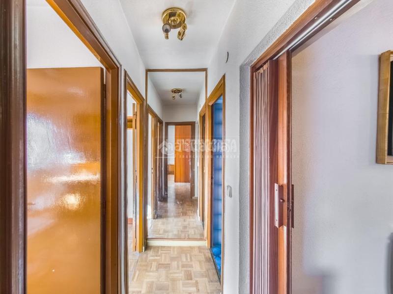 Foto 42342760-f436-45a4-8a16-82c1af3c5618. Pis a Ventas Madrid