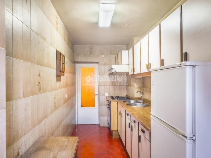 Foto 5c9ee0fc-6c55-4281-ae08-a6a1ca8c1974. Pis a Ventas Madrid