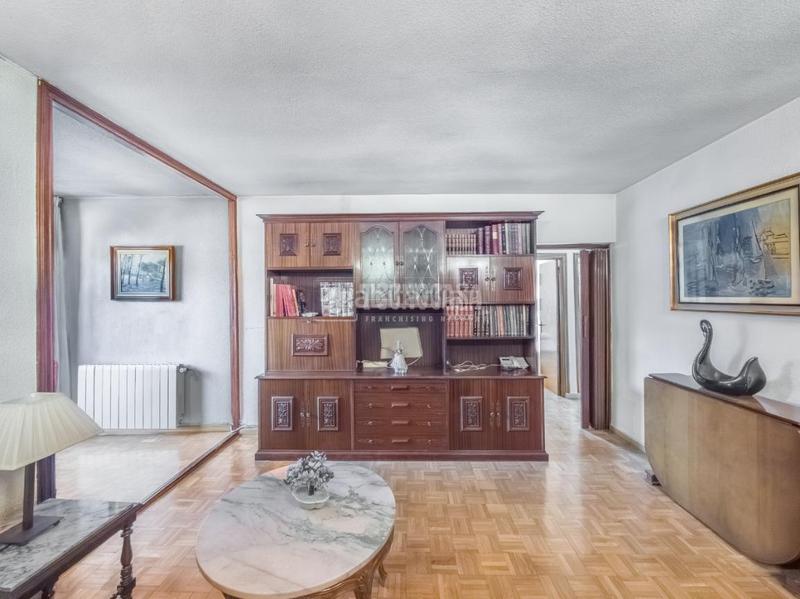 Foto 6bb9dc3c-90ea-49ce-9a0b-343be598a8fd. Pis a Ventas Madrid