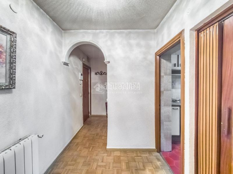 Foto 6ff0cb6c-e7b8-4dbe-9338-c6a24036e30f. Pis a Ventas Madrid