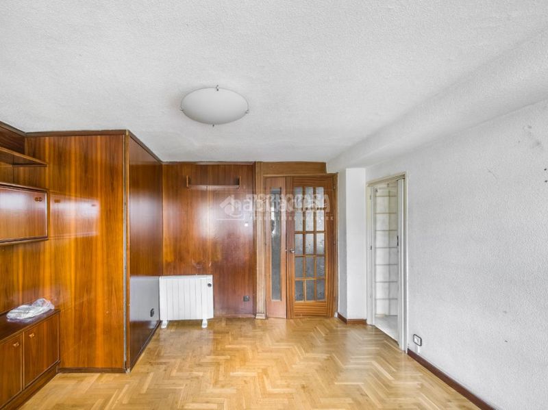 Foto 21487fd3-aa43-45f0-9373-6e9b7c5f2930. Pis amb calefacció a Ventas Madrid