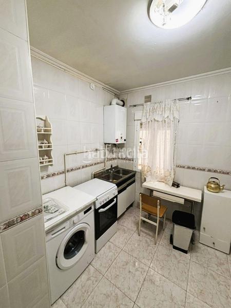 Foto 78b95fed-0902-4465-9a98-9c0322ec5566. Etagenwohnung mit heizung in Opañel Madrid