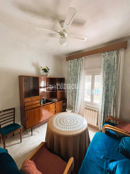 Foto b99a41c2-07cb-456a-846f-9687ff8b2a21. Etagenwohnung mit heizung in Opañel Madrid