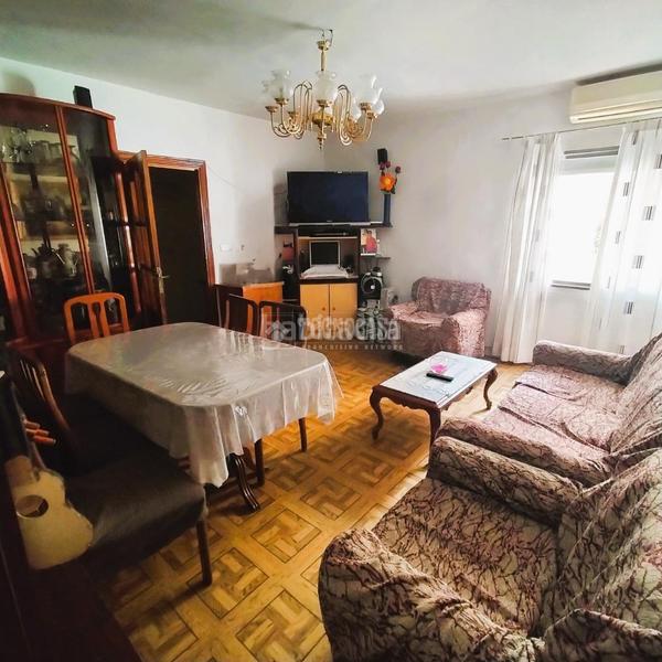 Foto 502c14f1-60c4-4448-bee9-ae832b668de0. Pis a Opañel Madrid