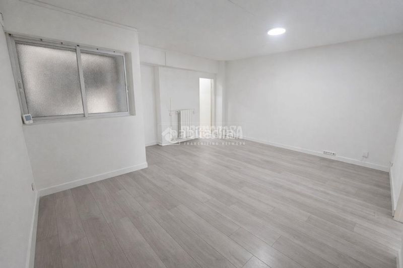 Foto 4b76f032-db65-4b8f-8f7b-292febc14a05. Pis a Opañel Madrid