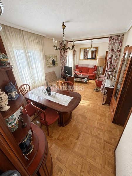 Foto f81e35eb-96d6-4c2a-b8c5-90aaa7add165. Pis a Opañel Madrid