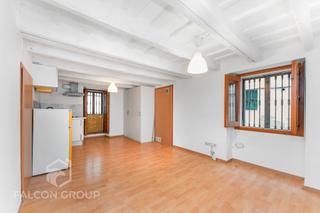 Etagenwohnung  Carrer de bonaire