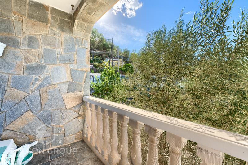 Foto 5687b2ab-b9f1-42d8-a0b2-38b566071e99. Chalet avec chauffage parking piscine dans Canyelles