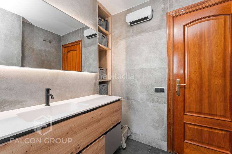 Foto af8494d2-0ff8-414b-a5ff-e278f1486bfd. Chalet avec chauffage parking piscine dans Canyelles