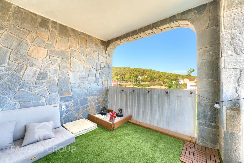 Foto c3d4ba1e-ad49-4739-9989-865419060541. Chalet avec chauffage parking piscine dans Canyelles