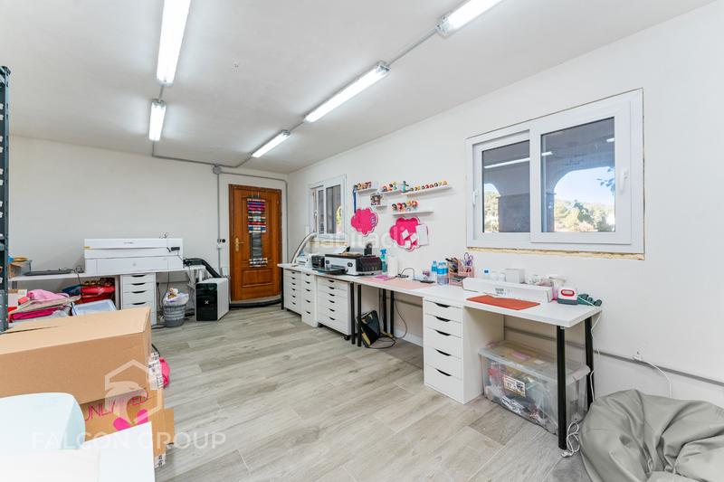 Foto dbb8c4f7-7bdb-44d2-b03e-77e232df58fd. Chalet avec chauffage parking piscine dans Canyelles