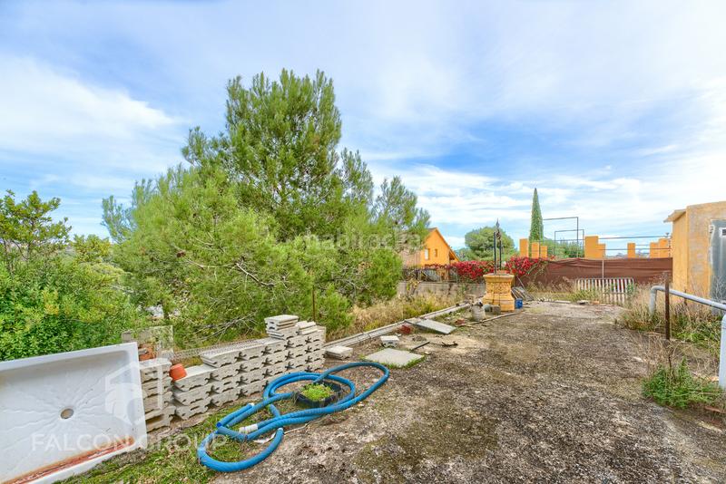 Foto 35b66e63-aca6-475b-9dd4-f4a8be5d34e1. Chalet with heating parking pool in Canyelles