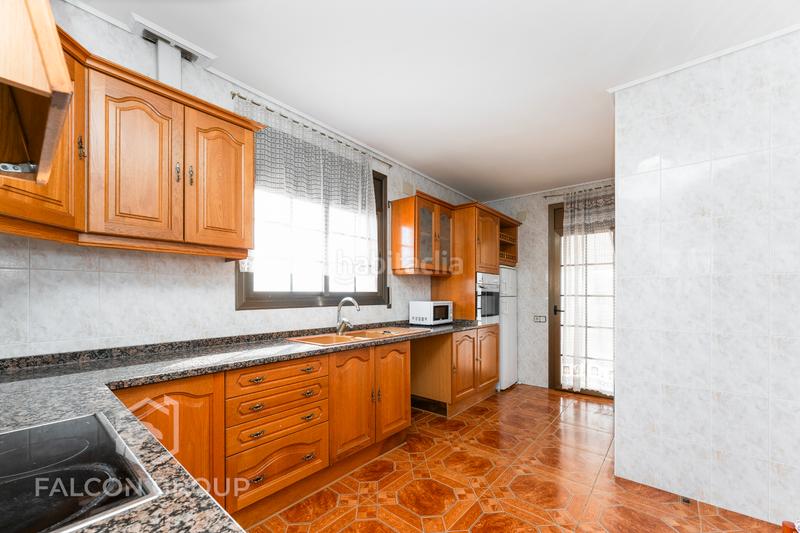 Foto 493bc9d4-3d2e-4748-9d89-bb0adc34520f. Chalet with heating parking pool in Canyelles