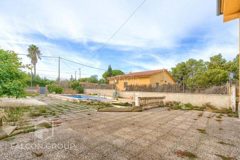 Foto 070c652f-18e9-4974-bdf1-7f0af7cb5221. Chalet avec chauffage parking piscine dans Canyelles