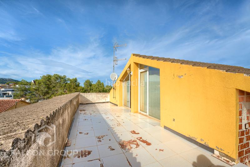 Foto e09e51d0-8eab-44d4-9352-b06b756bec0a. Chalet avec chauffage parking piscine dans Canyelles