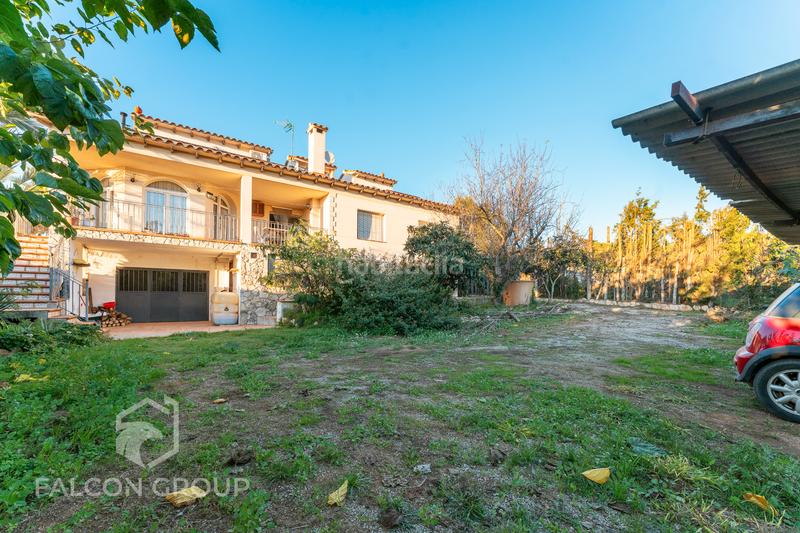 Foto 035480b5-f9ce-43fe-8487-8b65455423d8. Chalet con camino riscaldamento parcheggio in Castellet i la Gornal