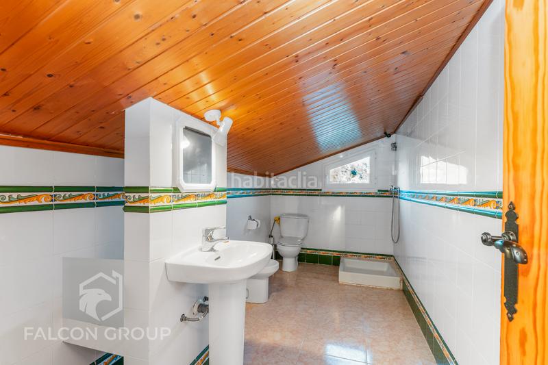 Foto 32b768e1-417e-4bb9-ae28-66be56d04e3a. Chalet con camino riscaldamento parcheggio in Castellet i la Gornal