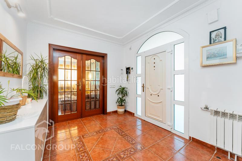 Foto 8c0e8e98-f3a9-46ef-8efb-399ea5685f82. Chalet con camino riscaldamento parcheggio in Castellet i la Gornal