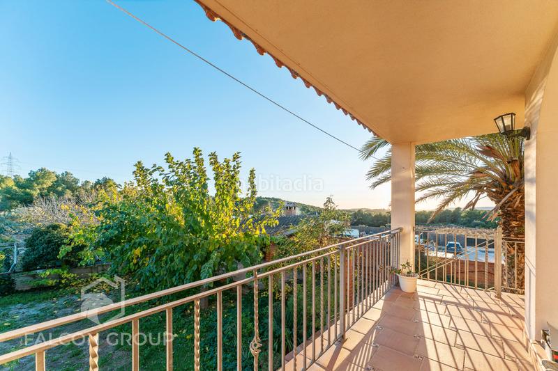 Foto 94175b6a-2723-4c4e-9d25-f60bbe8f8e90. Chalet con camino riscaldamento parcheggio in Castellet i la Gornal