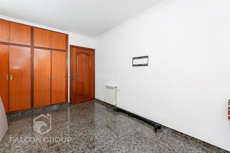 Foto def6c804-9a5e-44dc-b541-a5fbd63bbcd2. Chalet con camino riscaldamento parcheggio in Castellet i la Gornal