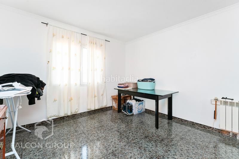 Foto f704ccc0-0438-40d5-962f-bade4ec0b7d4. Chalet con camino riscaldamento parcheggio in Castellet i la Gornal